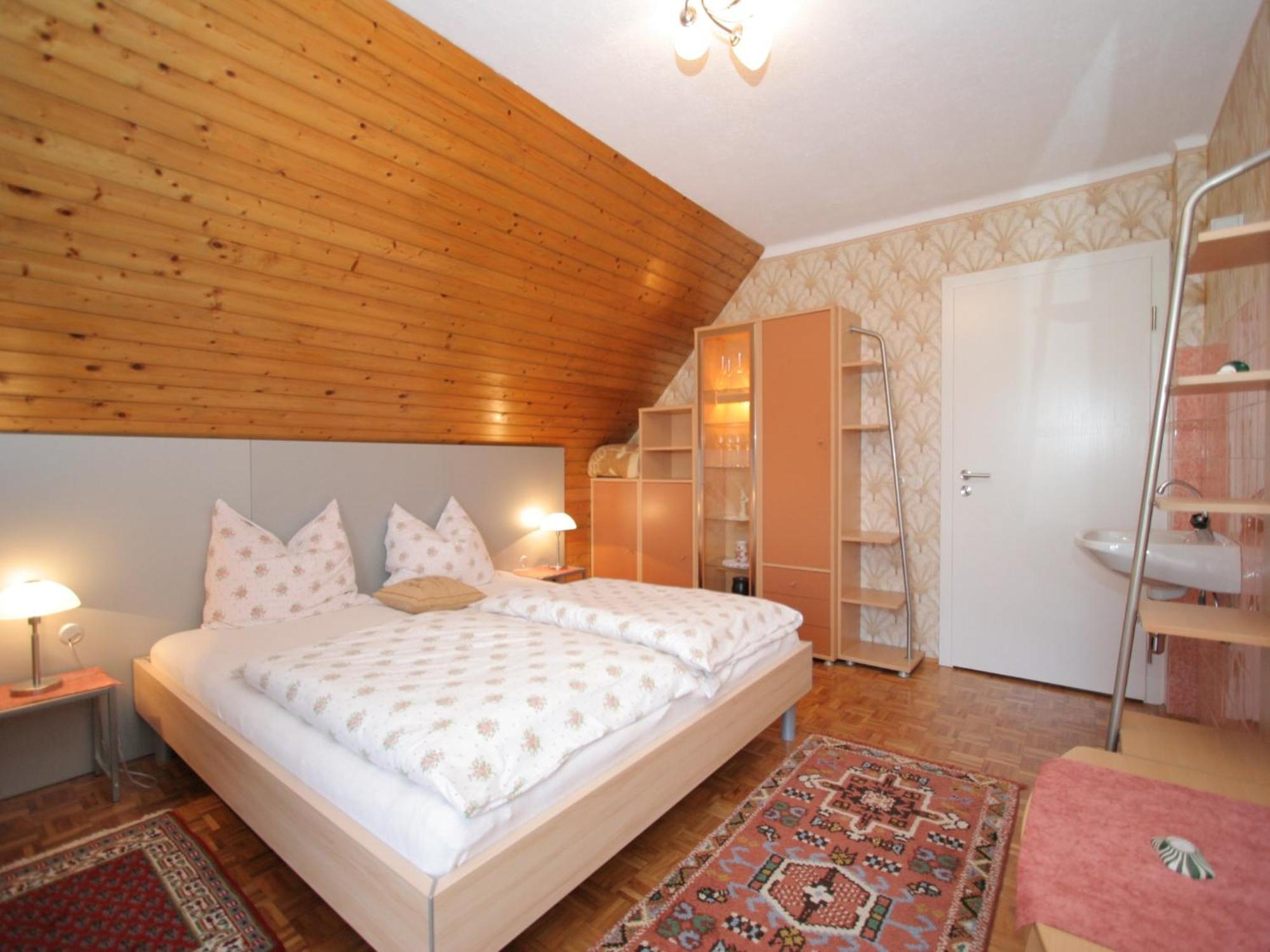 Modern Apartment With Garden Near The Petzen Ski Area In Eberndorf Carinthia Ngoại thất bức ảnh